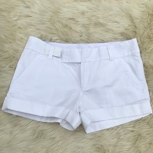 Lilly Pulitzer white cuff short